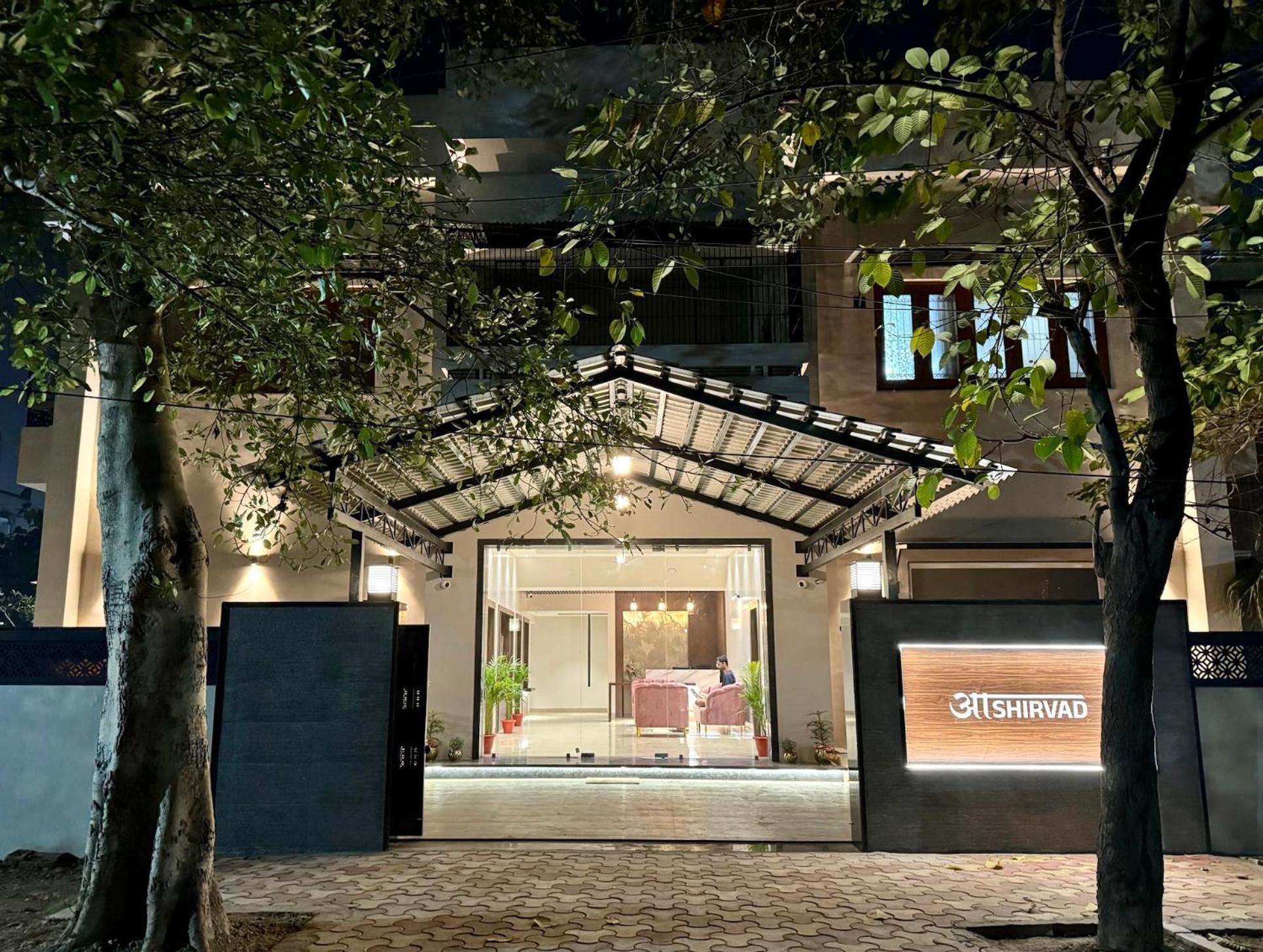 Ashirvad Homestay Varanasi Esterno foto